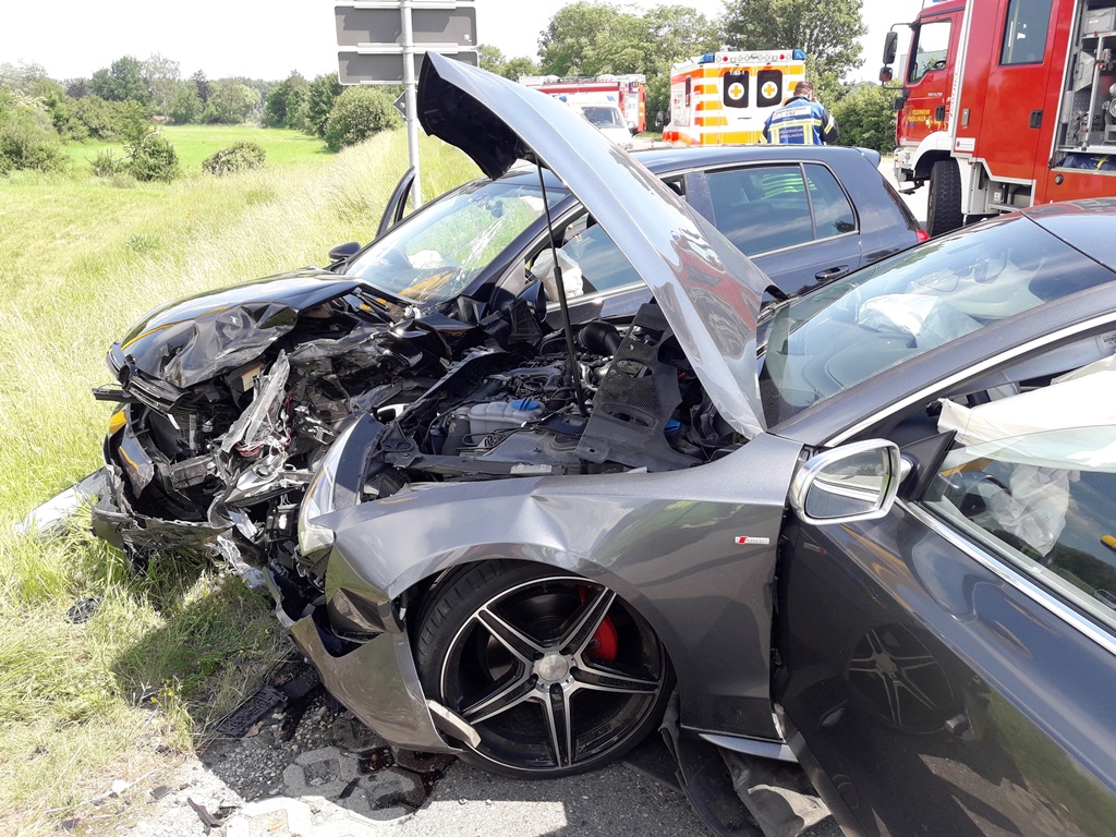 Feuerwehr Riedlingen - Verkehrsunfall B312 In Riedlingen